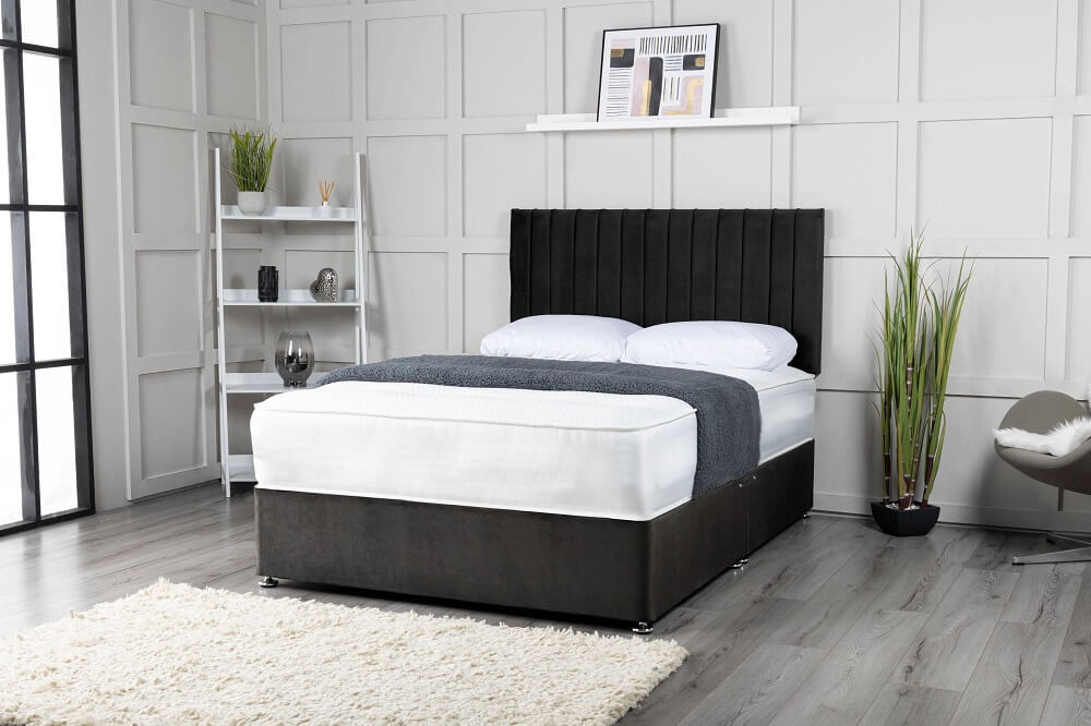 Giulietta Crushed Velvet Black Divan Bed Set (1)